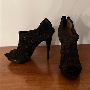Elegant Black Peep-Toe 4.5” Heels